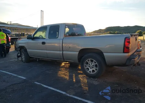 2005 Chevrolet Silverado 1500 Ls from USA, damaged, VIN 2GCEC19V051213446